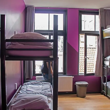 Amsterdam Hostel Leidseplein-3